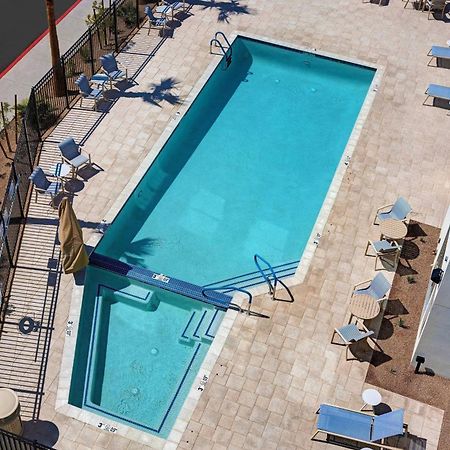Towneplace Suites By Marriott Phoenix Glendale Sports & Entertainment District Exterior foto